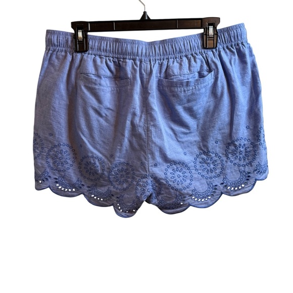 Vineyard Vines Blue Scallop Bottom Eyelet Pull On Shorts - Picture 2 of 6